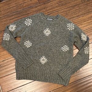 Sherpa Adventure Gear Olive Patterned Sweater